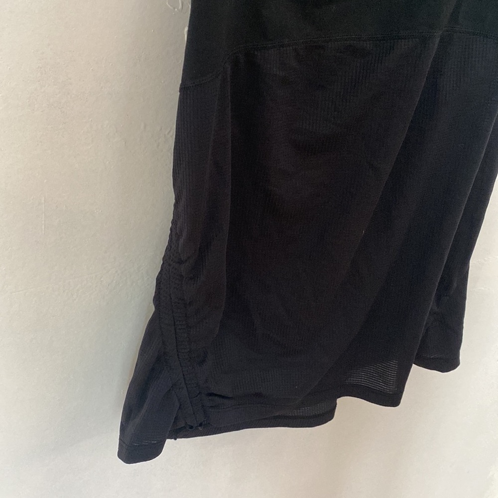 Fabletics tank - Picture 2 of 3